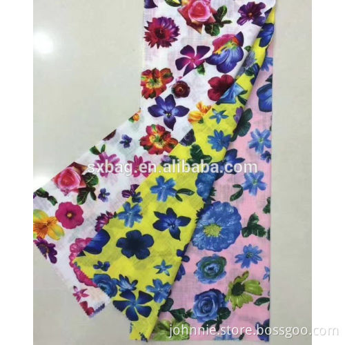 Cotton Slub Print Woven Fabric Stock Lot